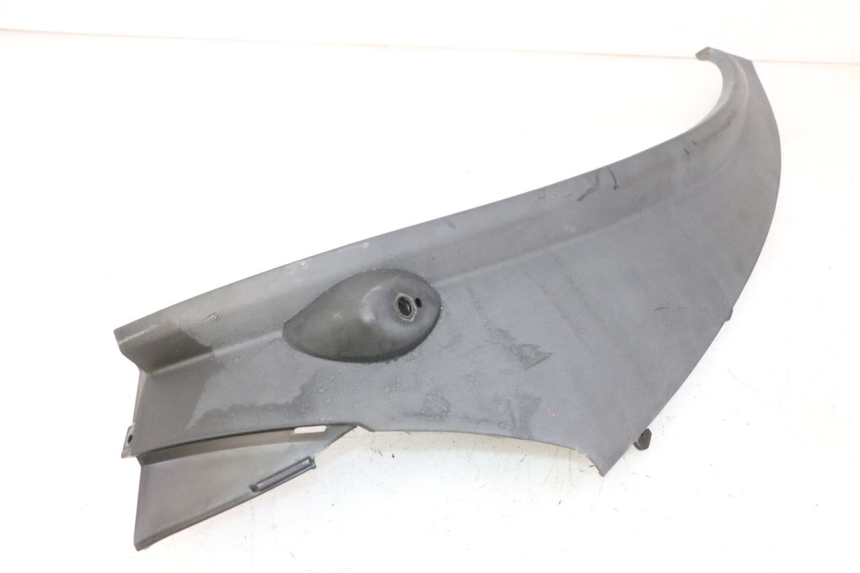 photo de BAJO CARENADO TRASERO IZQUIERDA PIAGGIO MP3 RL 250 (2007 - 2010)