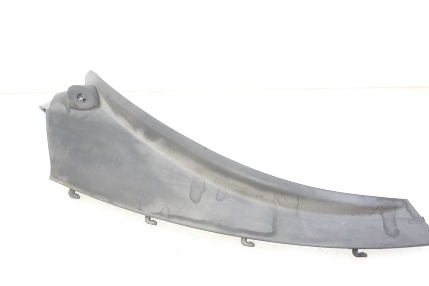 photo de BAJO DE CARRO TRASERO IZQUIERDO PIAGGIO MP3 LT 400 (2007 - 2012)