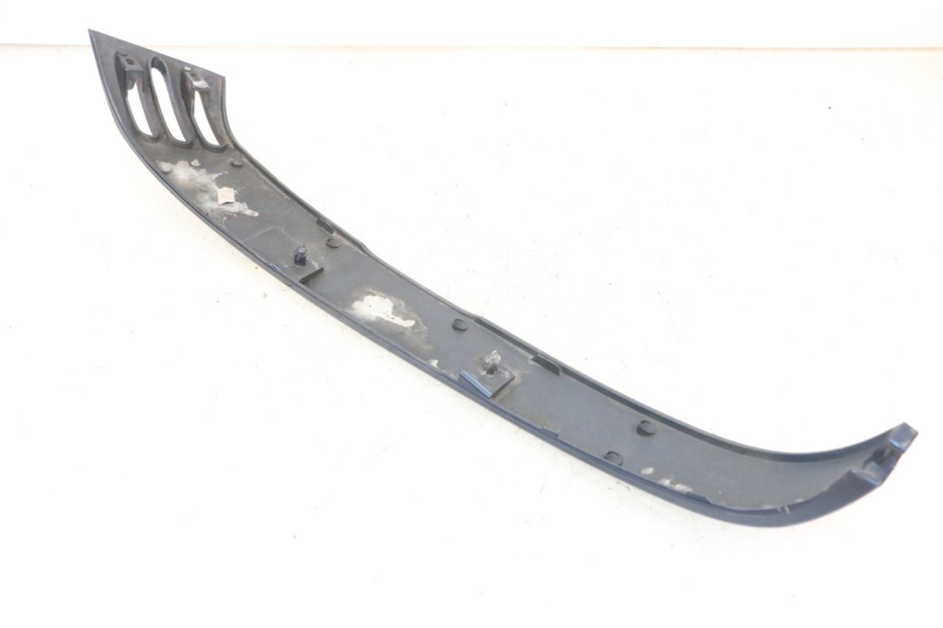 photo de BAJO CARENADO TRASERO IZQUIERDA PIAGGIO VESPA LX 150 (2005 - 2013)