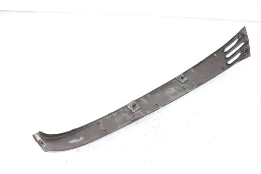 photo de BAJO CARENADO TRASERO IZQUIERDA PIAGGIO VESPA LX IE 125 (2010 - 2012)