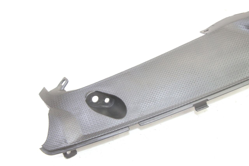 photo de BAJO CARENADO TRASERO IZQUIERDA GILERA RUNNER SP 50 (2006 - 2008)