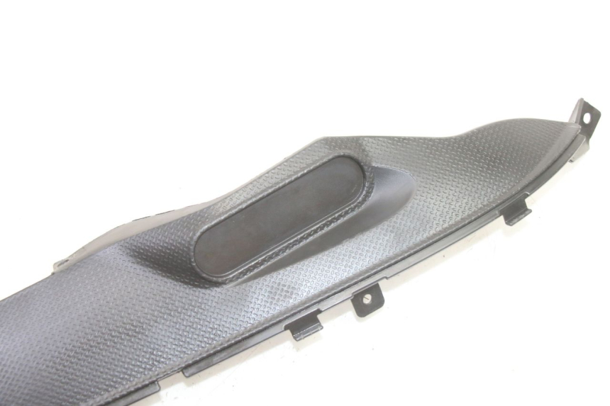 photo de BAJO CARENADO TRASERO IZQUIERDA GILERA RUNNER SP 50 (2006 - 2008)