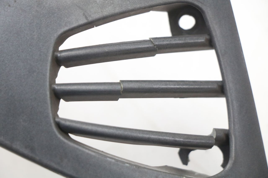 photo de BAJO DE CARRO TRASERO IZQUIERDO PIAGGIO VESPA S 2T 50 (2007 - 2014)