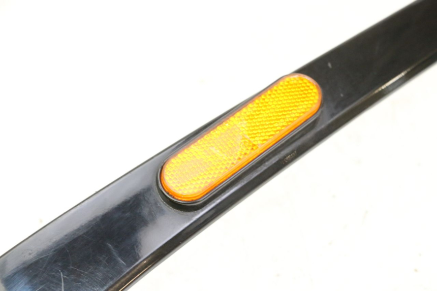 photo de BAJO DE CARRO TRASERO IZQUIERDO PIAGGIO VESPA S 2T 50 (2007 - 2014)