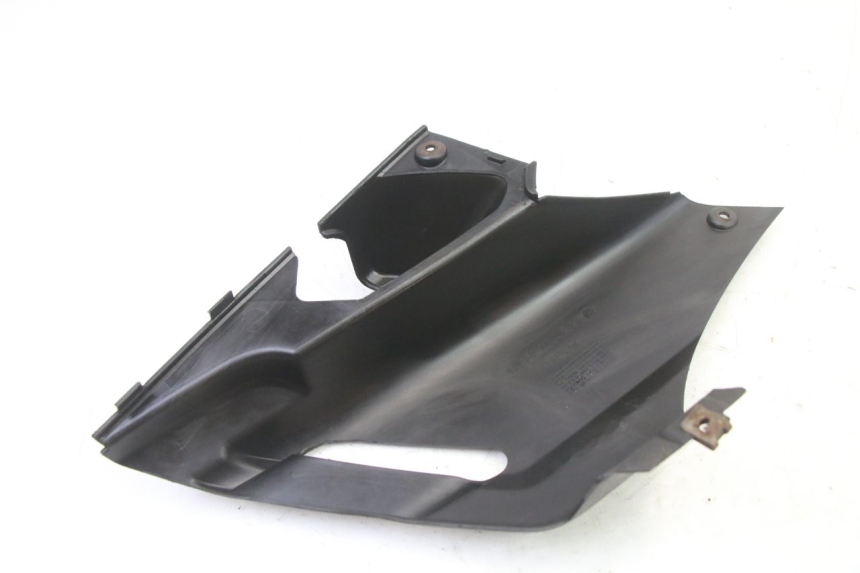photo de BAJO CARENADO TRASERO IZQUIERDA YAMAHA XMAX X-MAX 125 (2006 - 2009)