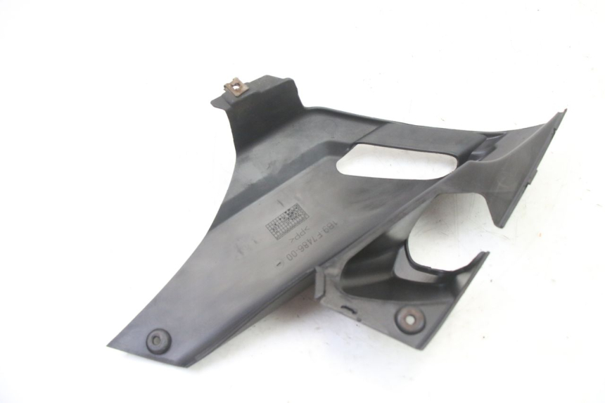 photo de BAJO CARENADO TRASERO IZQUIERDA YAMAHA XMAX X-MAX 125 (2006 - 2009)