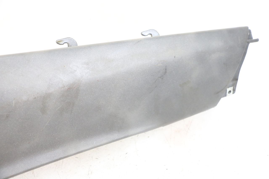 photo de BAJO DE CARRO TRASERO IZQUIERDO PIAGGIO X9 125 (2000 - 2003)