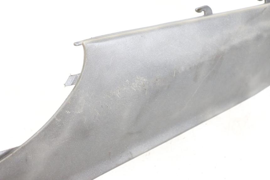photo de BAJO DE CARRO TRASERO IZQUIERDO PIAGGIO X9 125 (2000 - 2003)