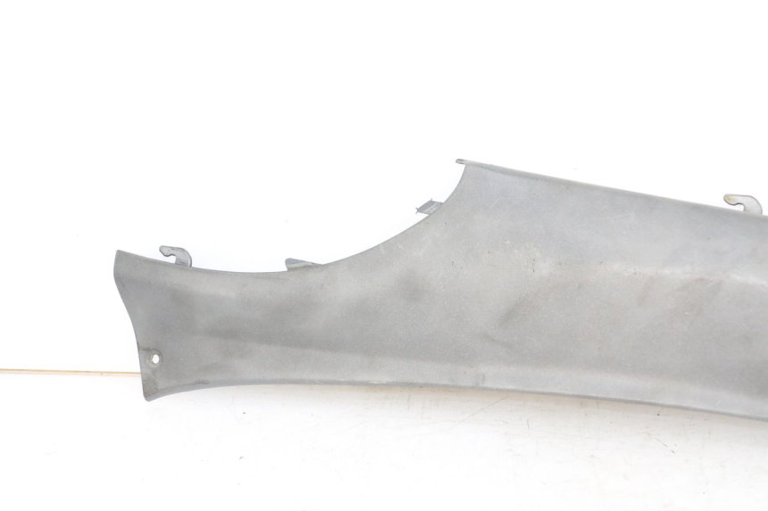 photo de BAJO DE CARRO TRASERO IZQUIERDO PIAGGIO X9 125 (2000 - 2003)