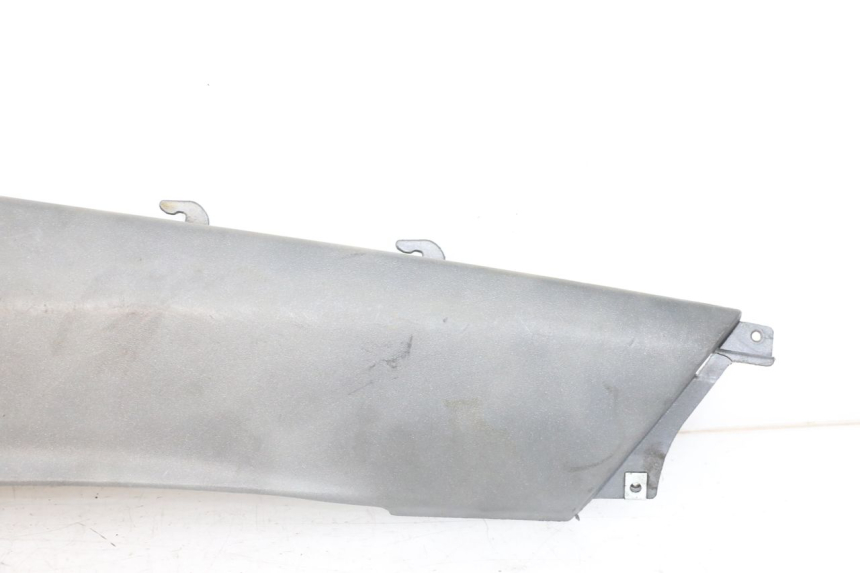 photo de BAJO DE CARRO TRASERO IZQUIERDO PIAGGIO X9 125 (2000 - 2003)