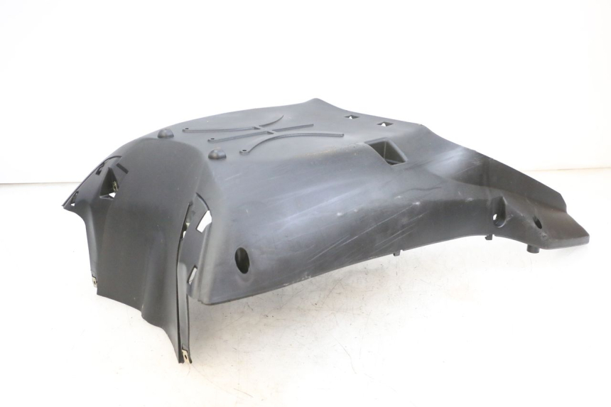 photo de BAJO DEL CHASIS SYM CROX 4T 50 (2016 - 2023) - Primer plano de alta resolución