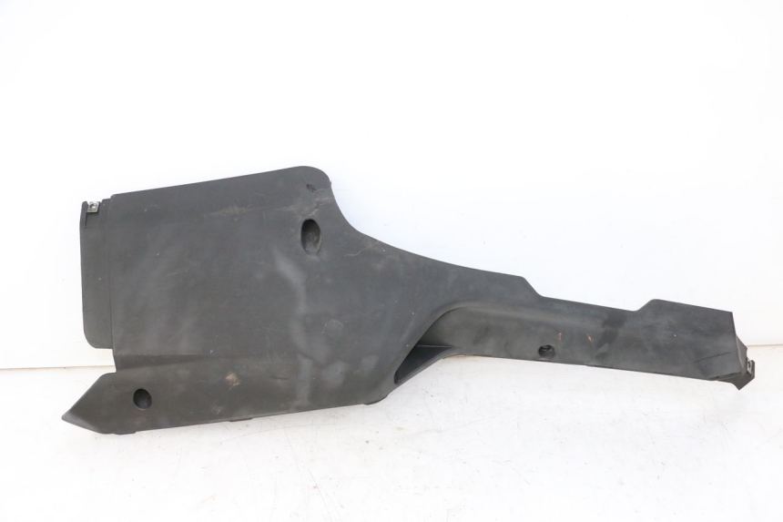 photo de BAJO CARENADO DERECHA QUADRO 4 4D 350 (2015 - 2018)