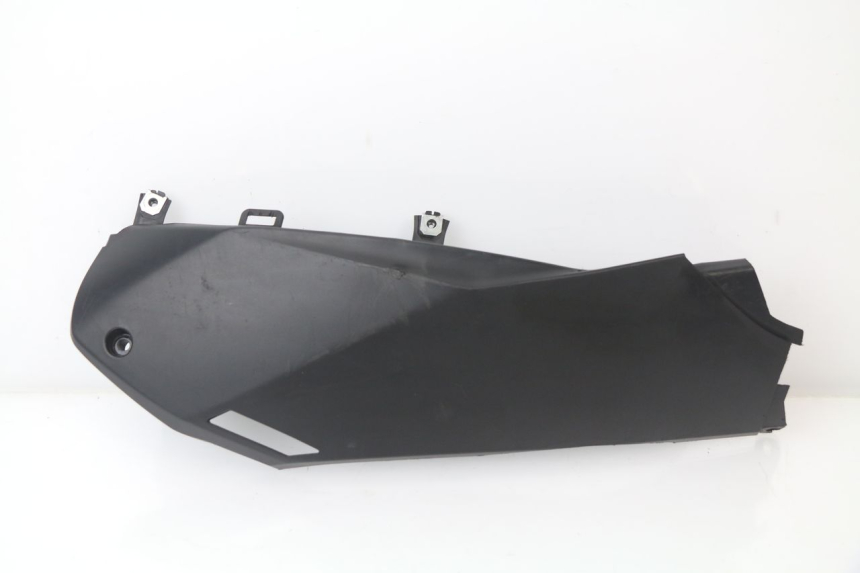 photo de BAJO CARENADO DERECHA BMW C SPORT 650 (2015 - 2021)