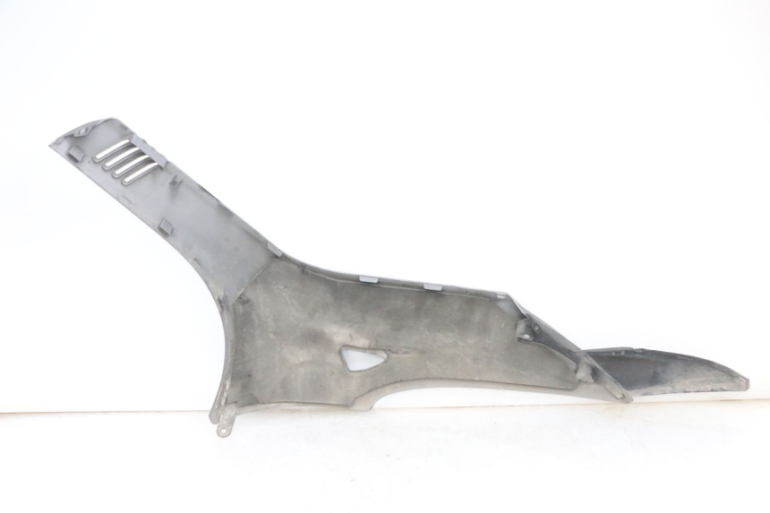 photo de BAJO CARENADO DERECHA SUZUKI BURGMAN 650 (2013 - 2020)