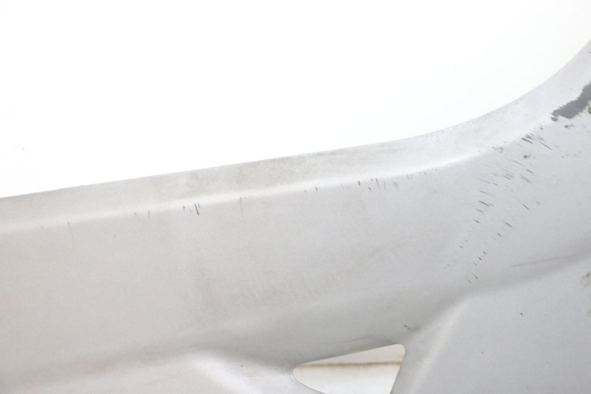 photo de BAJO CARENADO DERECHA SUZUKI BURGMAN 650 (2013 - 2020)