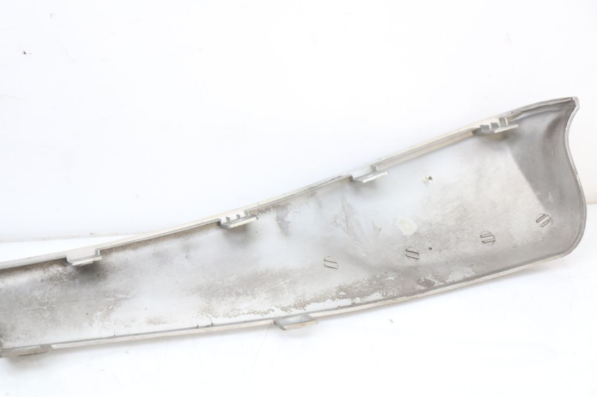 photo de FALDóN LATERAL DERECHO BMW C1 125 (2000 - 2003)