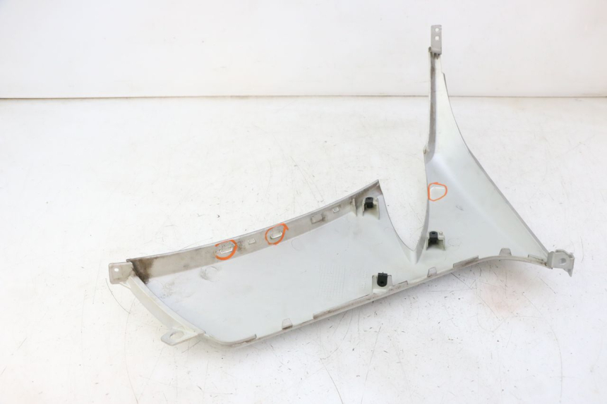 photo de FALDóN LATERAL DERECHO PEUGEOT CITYSTAR 50 (2013 - 2017)