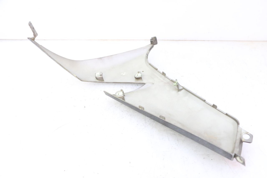 photo de FALDóN LATERAL DERECHO PEUGEOT CITYSTAR 50 (2013 - 2017)