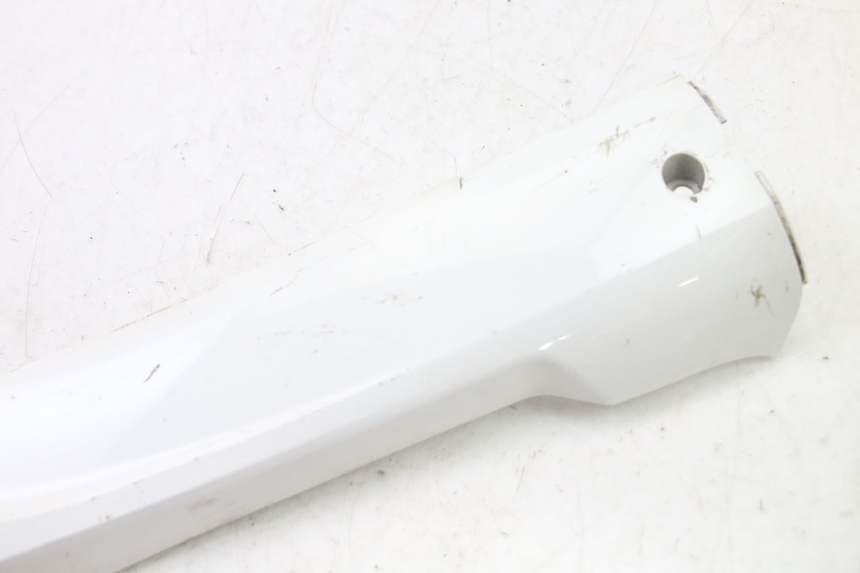 photo de FALDóN LATERAL DERECHO SYM FIDDLE 3 III 125 (2014 - 2020)