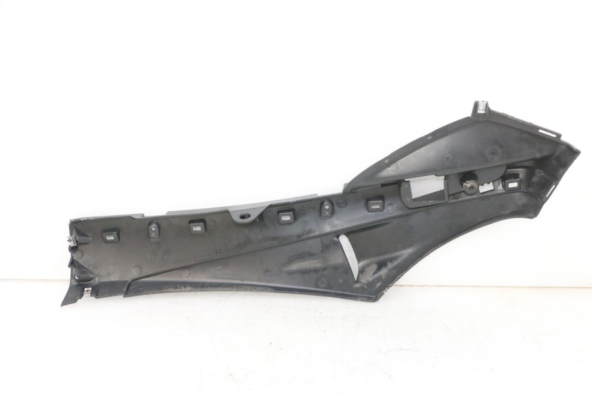 photo de FALDóN LATERAL DERECHO PIAGGIO FLY 4T 50 (2013 - 2017) - Recambio usado revisado