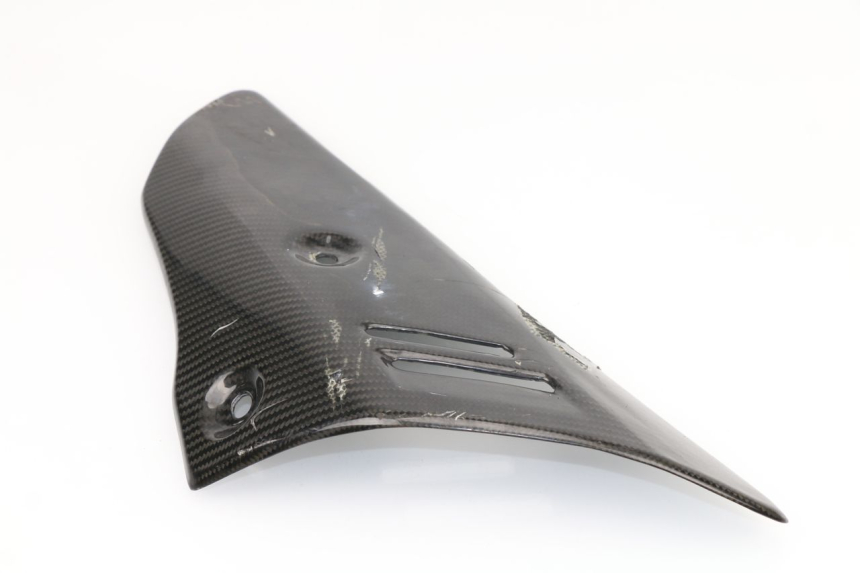 photo de BAJO CARENADO DERECHA SUZUKI GSR 600 (2005 - 2012)