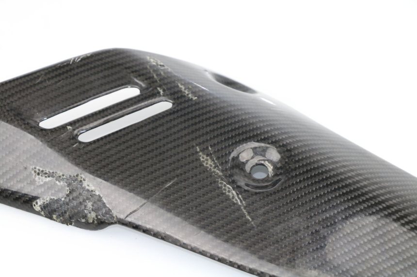 photo de BAJO CARENADO DERECHA SUZUKI GSR 600 (2005 - 2012)