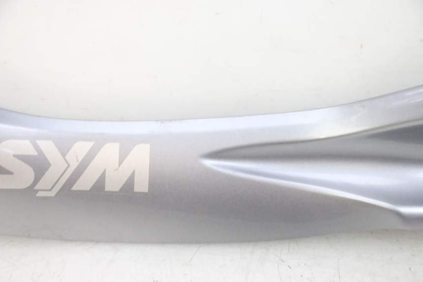 photo de BAJO CARENADO DERECHA SYM GTS EVO 125 (2009 - 2013) - Inspección visual detallada