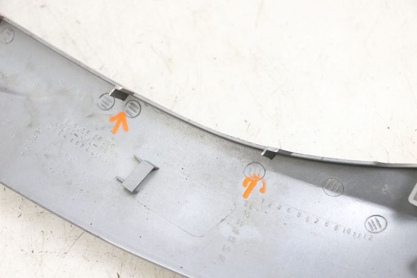 photo de BAJO CARENADO DERECHA SYM GTS EVO 125 (2009 - 2013) - Otra perspectiva