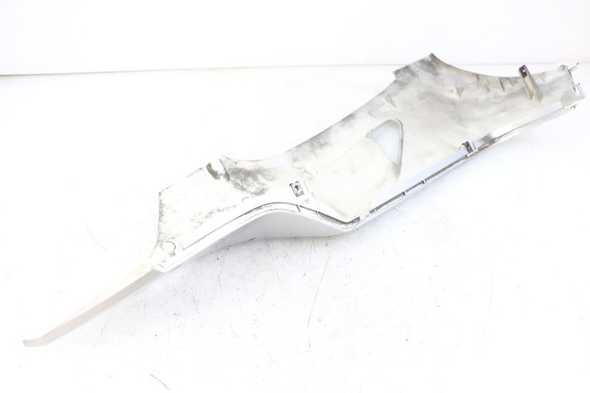 photo de BAJO CARENADO DERECHA HONDA FJS SILVERWING SILVER WING 600 (2001 - 2010)