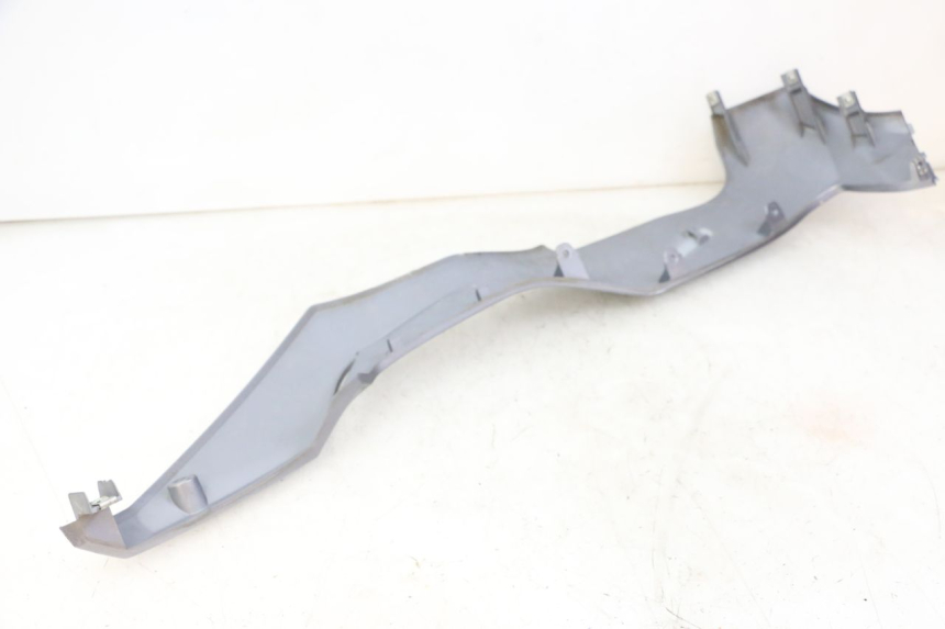 photo de BAJO CARENADO DERECHA SYM JOYMAX 125 (2010 - 2017)