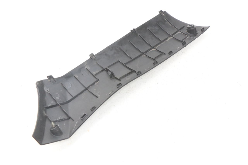 photo de FALDóN LATERAL DERECHO PEUGEOT KISBEE 4T 50 (2010 - 2017)