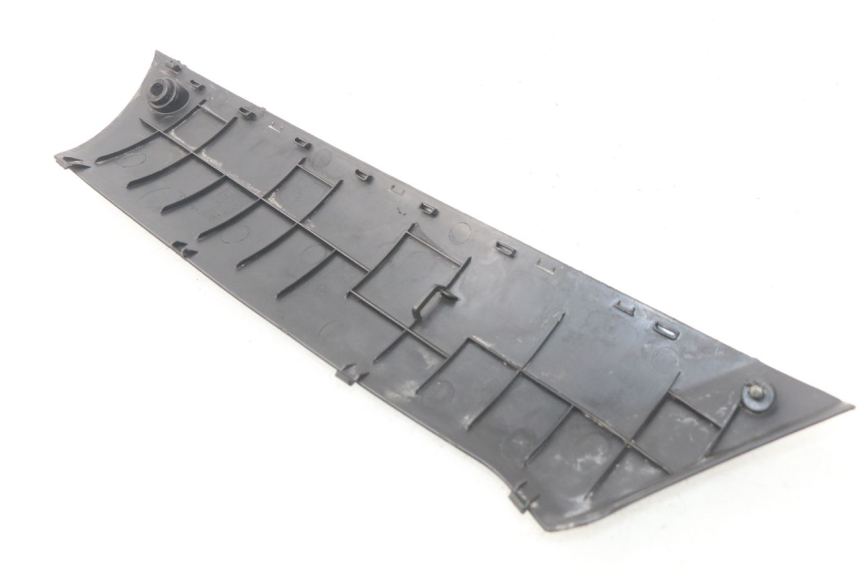 photo de FALDóN LATERAL DERECHO PEUGEOT KISBEE 4T 50 (2010 - 2017)