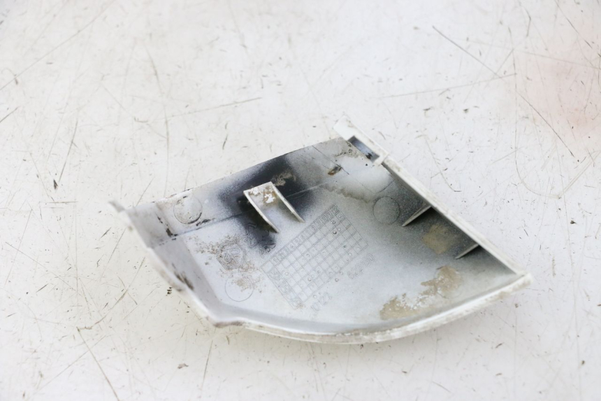 photo de BAJO CARENADO DERECHA PIAGGIO LXV 4T 50 (2009 - 2013)