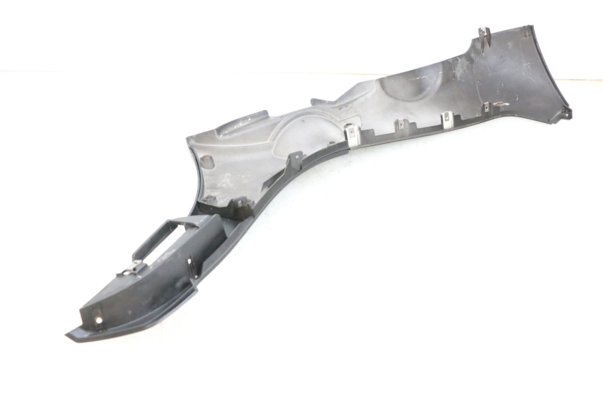 photo de BAJO CARENADO DERECHA PIAGGIO MP3 HPE 350 (2018 - 2020) - Otra perspectiva