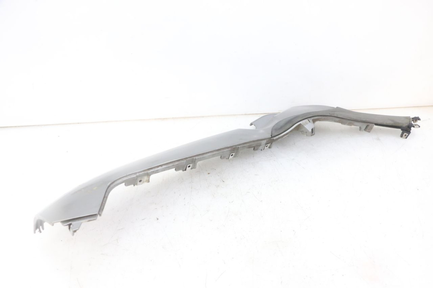 photo de BAJO CARENADO DERECHA PIAGGIO MP3 LT 300 (2010 - 2016) - Detalle de la pieza