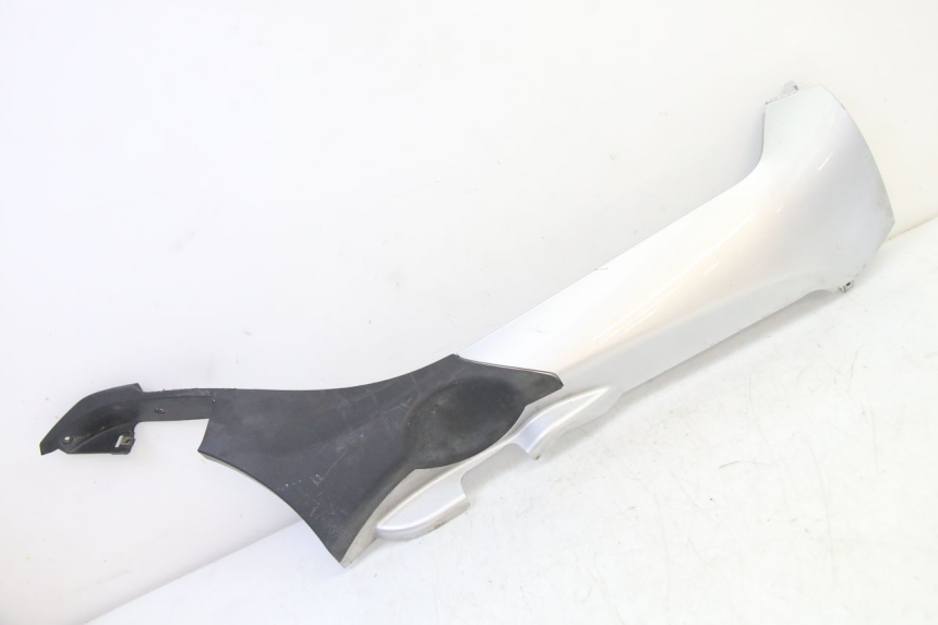photo de FALDóN LATERAL DERECHO PIAGGIO MP3 500 (2014 - 2016)