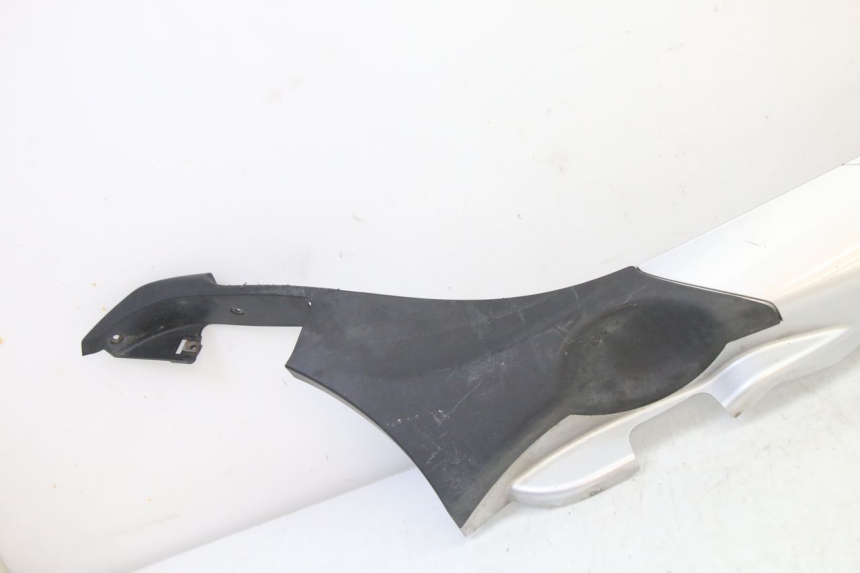 photo de FALDóN LATERAL DERECHO PIAGGIO MP3 500 (2014 - 2016)