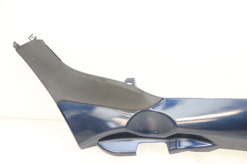 photo de BAJO CARENADO DERECHA PIAGGIO MP3 RL 250 (2007 - 2010) - Marcados y referencias originales