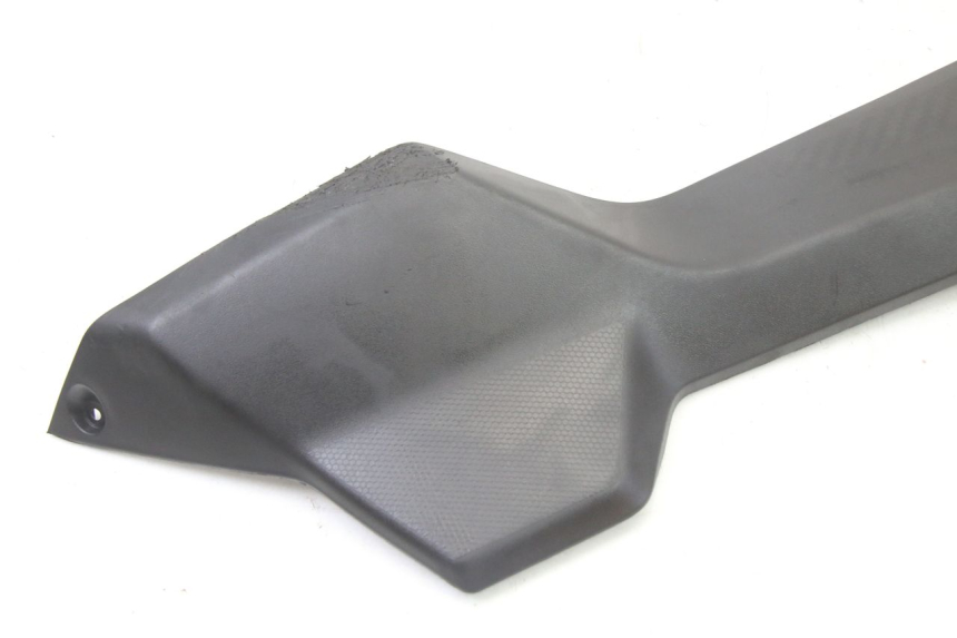 photo de BAJO CARENADO DERECHA SYM ORBIT III 3 4T 50 (2021 - 2025)