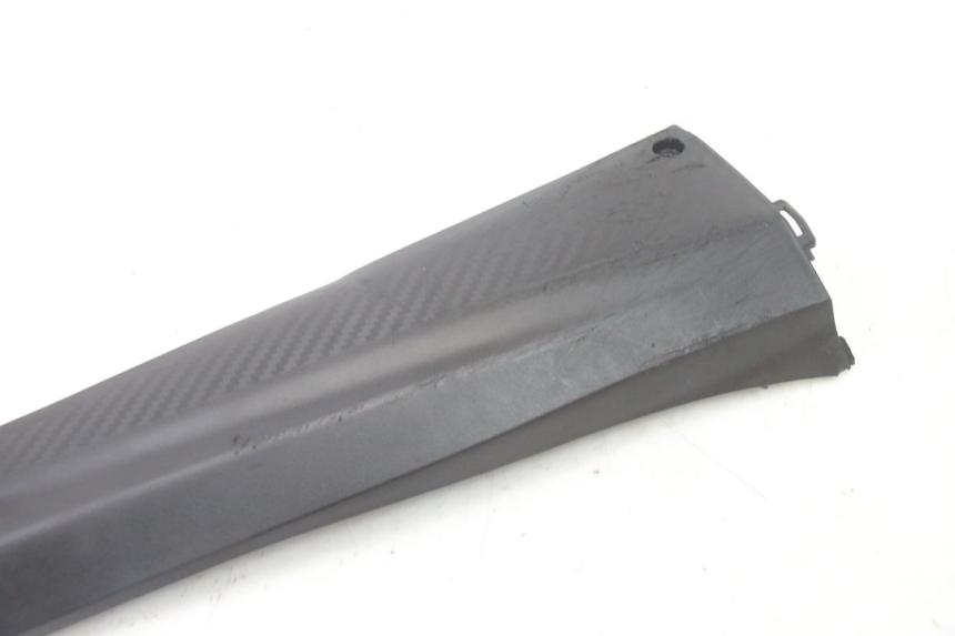 photo de BAJO CARENADO DERECHA SYM ORBIT III 3 4T 50 (2021 - 2025)
