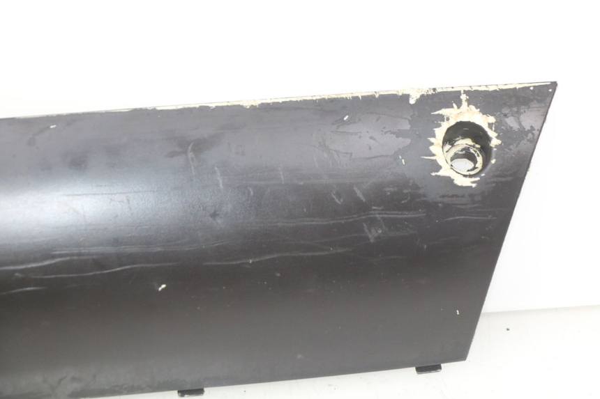 photo de FALDóN LATERAL DERECHO PEUGEOT KISBEE 4T 50 (2010 - 2017)