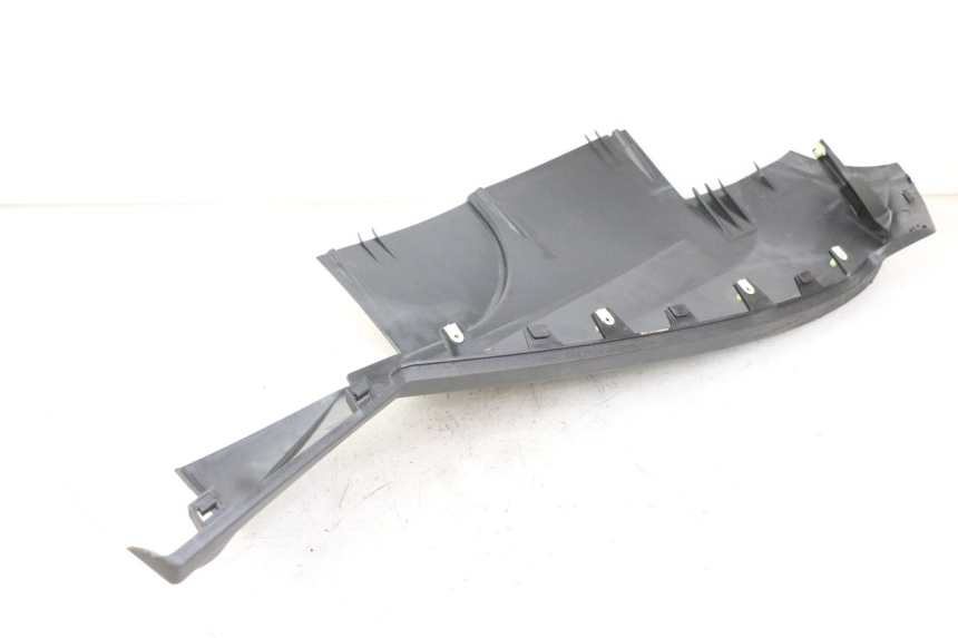 photo de BAJO CARENADO DERECHA PEUGEOT SATELIS 125 (2013 - 2018)
