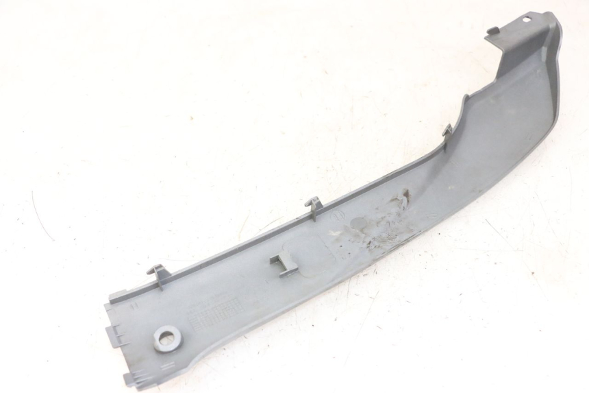 photo de BAJO CARENADO DERECHA PEUGEOT TWEET 4T 50 (2014 - 2019)