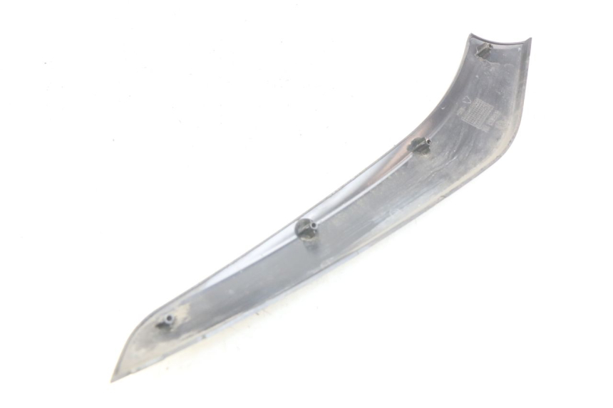 photo de FALDóN LATERAL DERECHO PIAGGIO BEVERLY 125 (2010 - 2015)