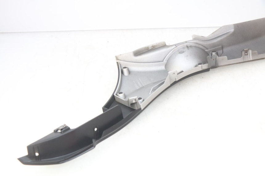 photo de FALDóN LATERAL DERECHO PIAGGIO MP3 500 (2014 - 2016)