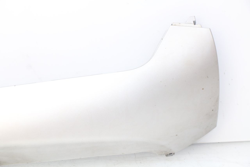 photo de FALDóN LATERAL DERECHO PIAGGIO MP3 500 (2014 - 2016)