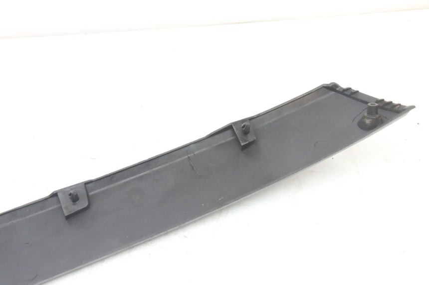 photo de BAJO CARENADO DERECHA PIAGGIO VESPA GRANTURISMO 125 (2003 - 2007)