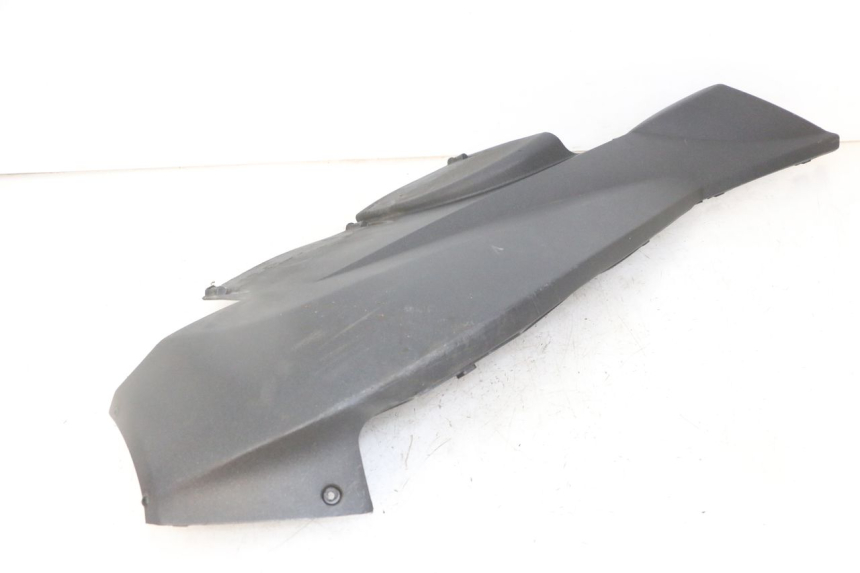 photo de BAJO CARENADO DERECHA PEUGEOT SATELIS 125 (2013 - 2018)