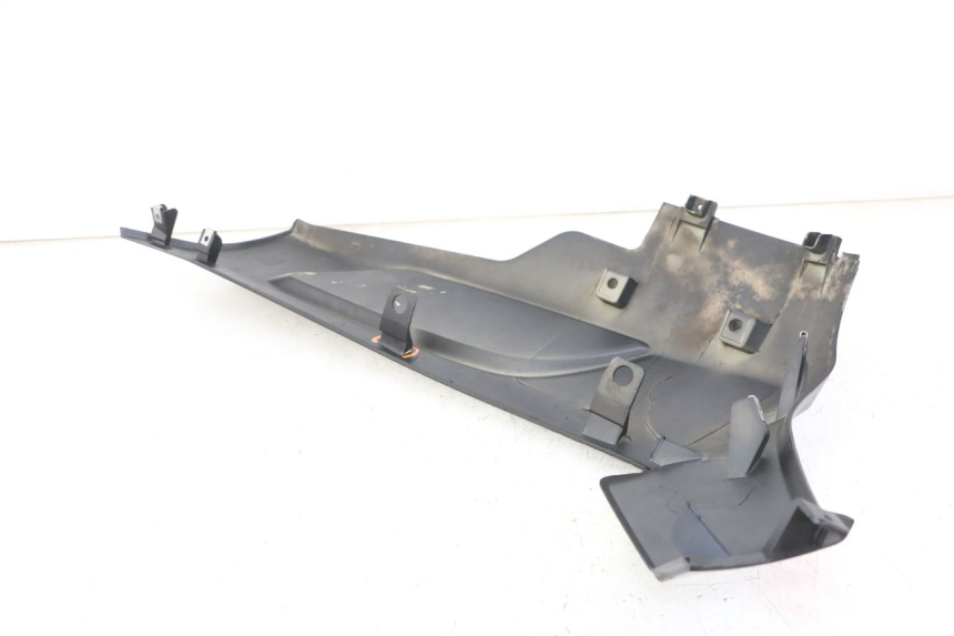 photo de FALDóN LATERAL DERECHO APRILIA SXR 50 (2021 - 2023)