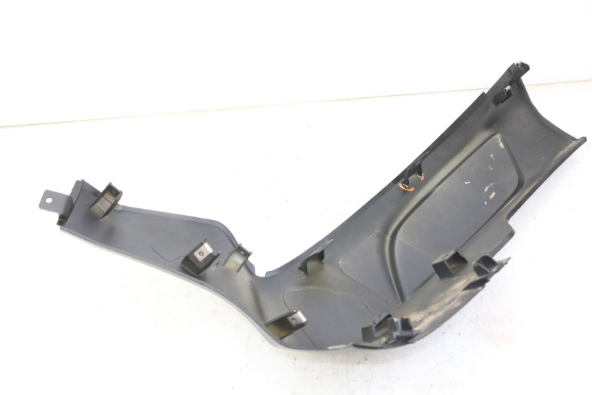 photo de FALDóN LATERAL DERECHO APRILIA SXR 50 (2021 - 2023)
